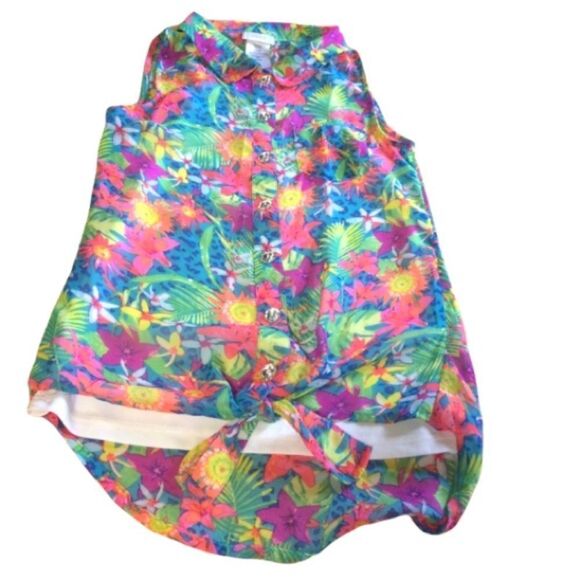 medium shirt - Picture 1 of 4